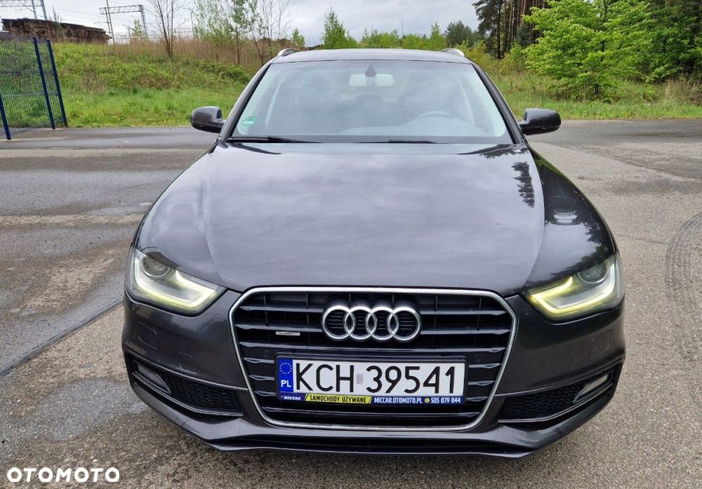 Audi A4 Avant 2.0 TDI DPF quattro S line Sportpaket - 13