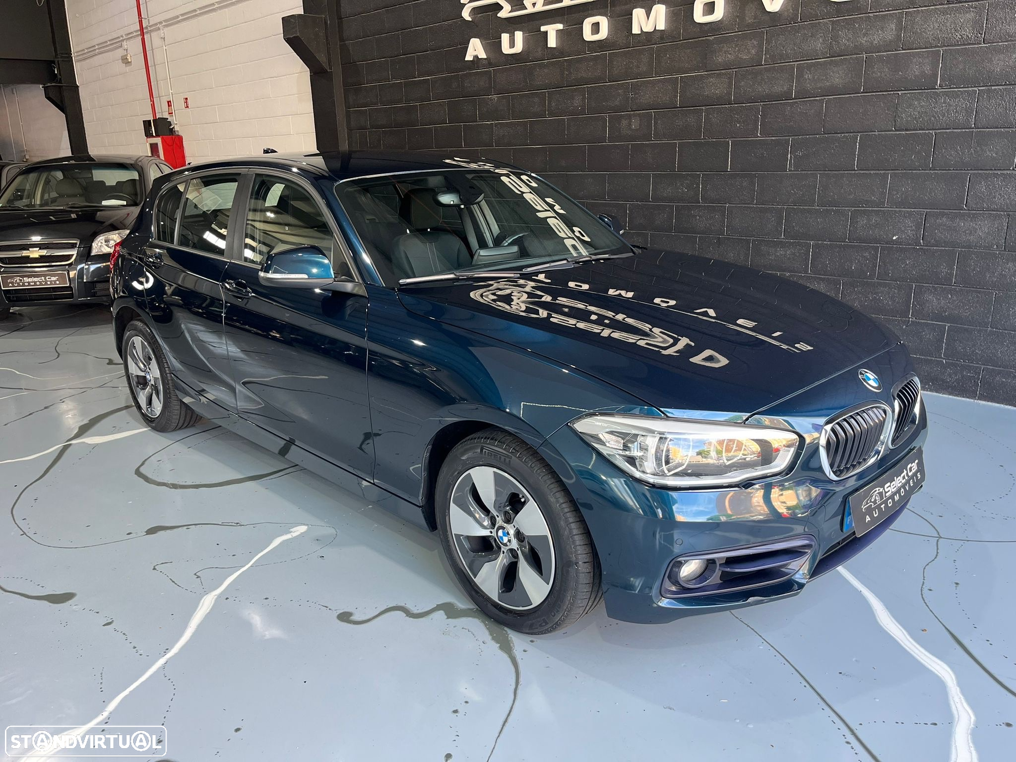 BMW 118 d Aut. Sport Line - 4