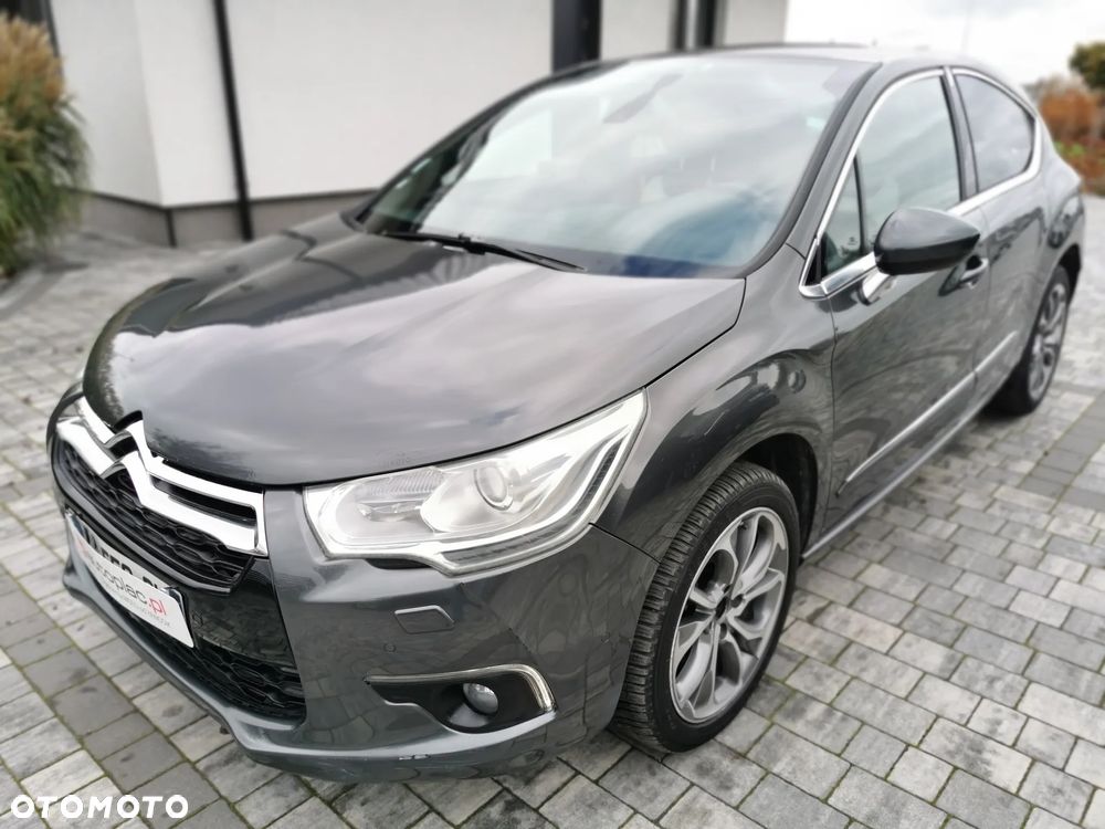 Citroën DS4 HDi 165 SoChic - 2