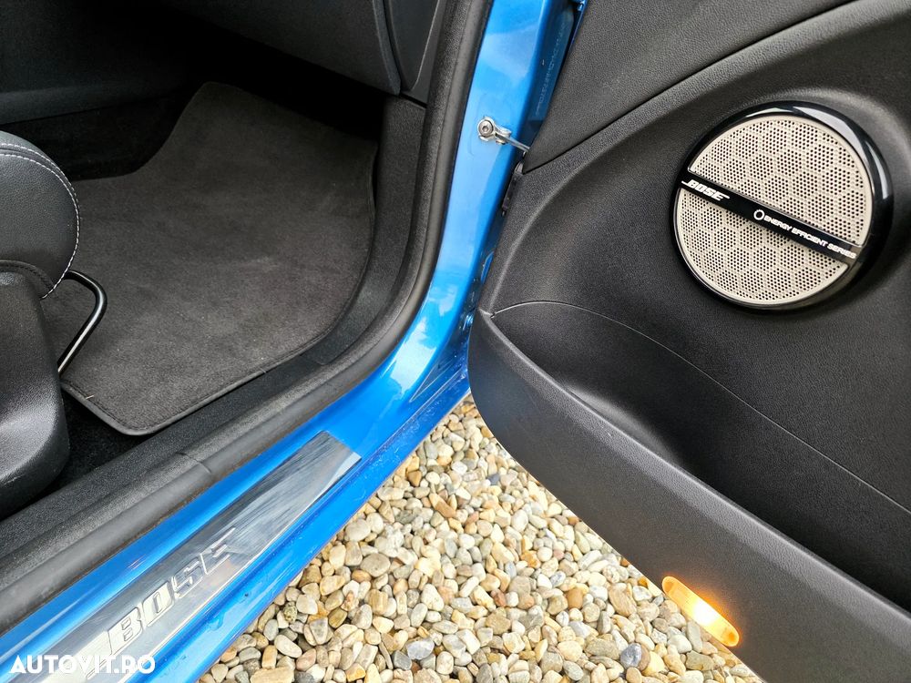 Renault Megane ENERGY dCi 130 BOSE EDITION - 12