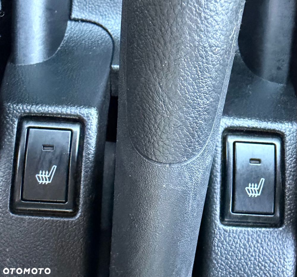 Suzuki Swift 1.0 T Premium Plus - 37