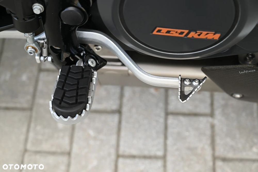 KTM Duke - 30
