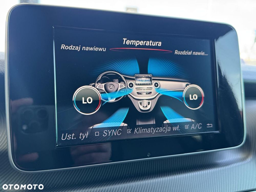 Mercedes-Benz Klasa V - 35