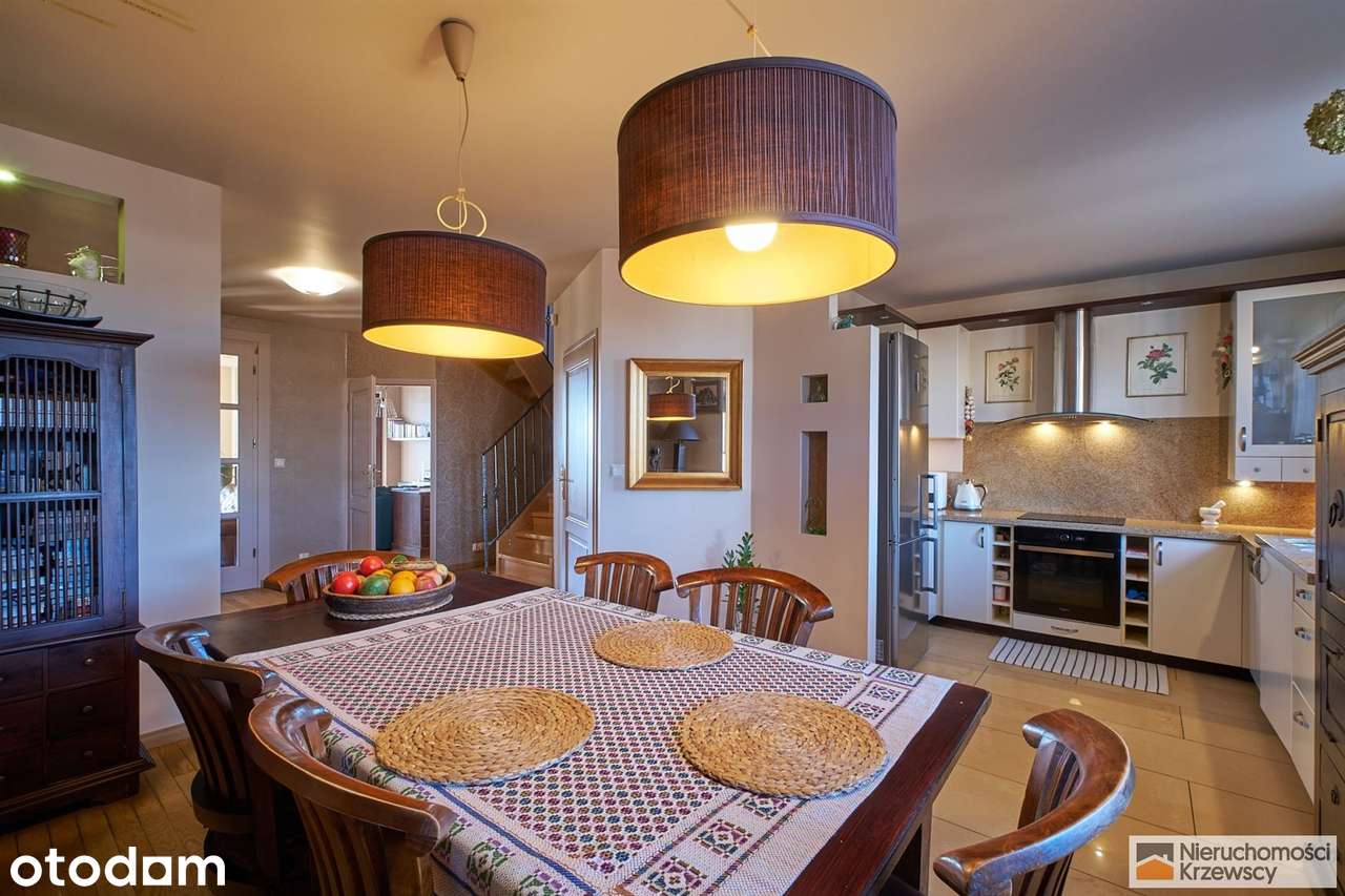 Apartament o powierzchni 144 m2, os Mickiewicza