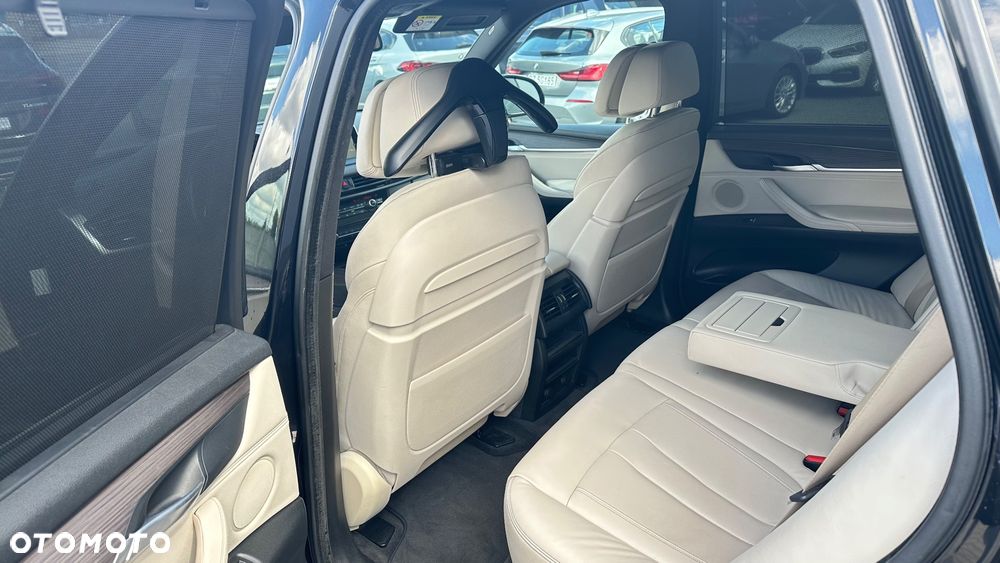 BMW X5 xDrive40d - 9