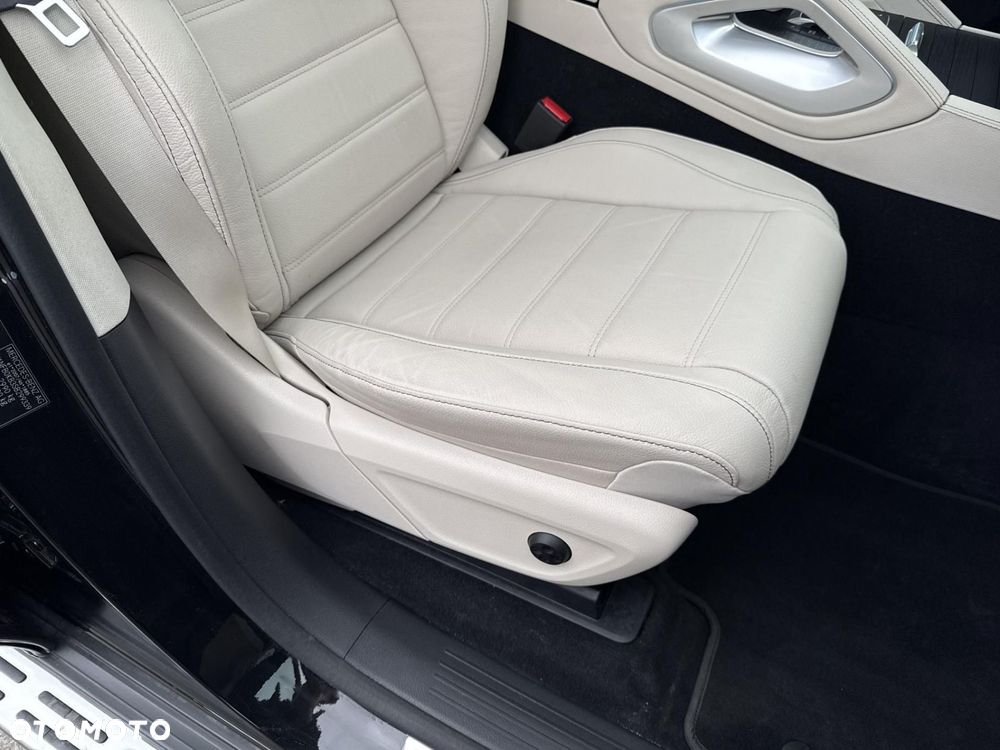 Mercedes-Benz GLE - 25
