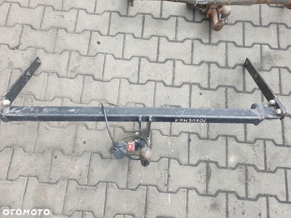 HAK HOLOWNICZY FORD FOCUS MK1 BIZUB - 1