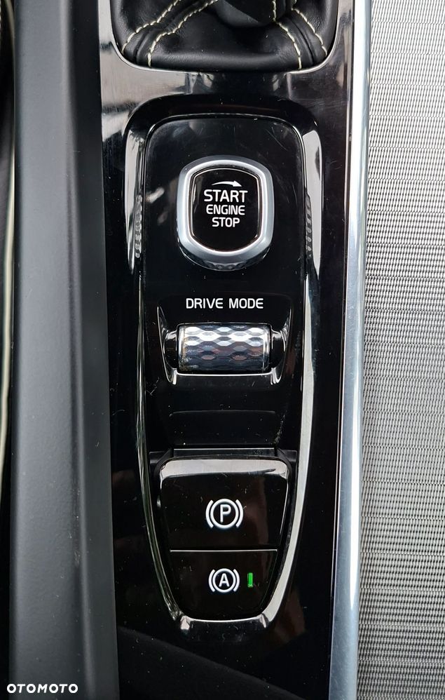 Volvo V60 D3 Geartronic RDesign - 28