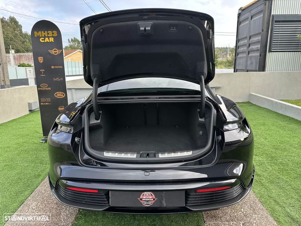 Porsche Taycan Turbo S — fotografia 26