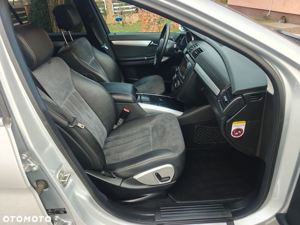 Mercedes-Benz Klasa R 320 CDI 4Matic 7G-TRONIC DPF - 14