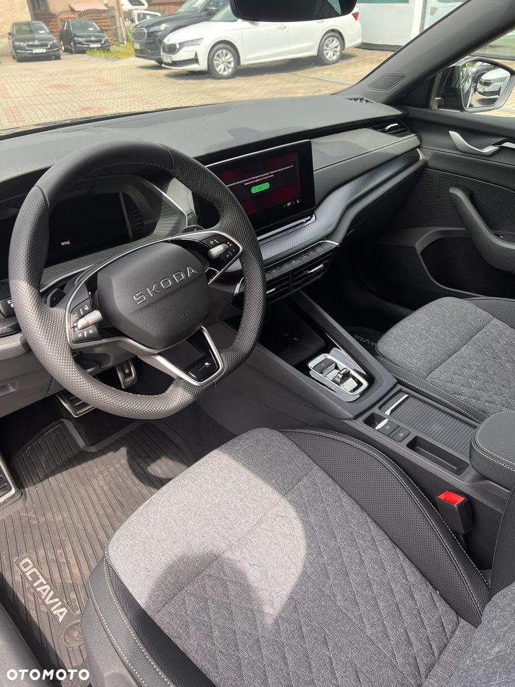 Skoda Octavia 1.5 TSI mHEV Sportline DSG - 9