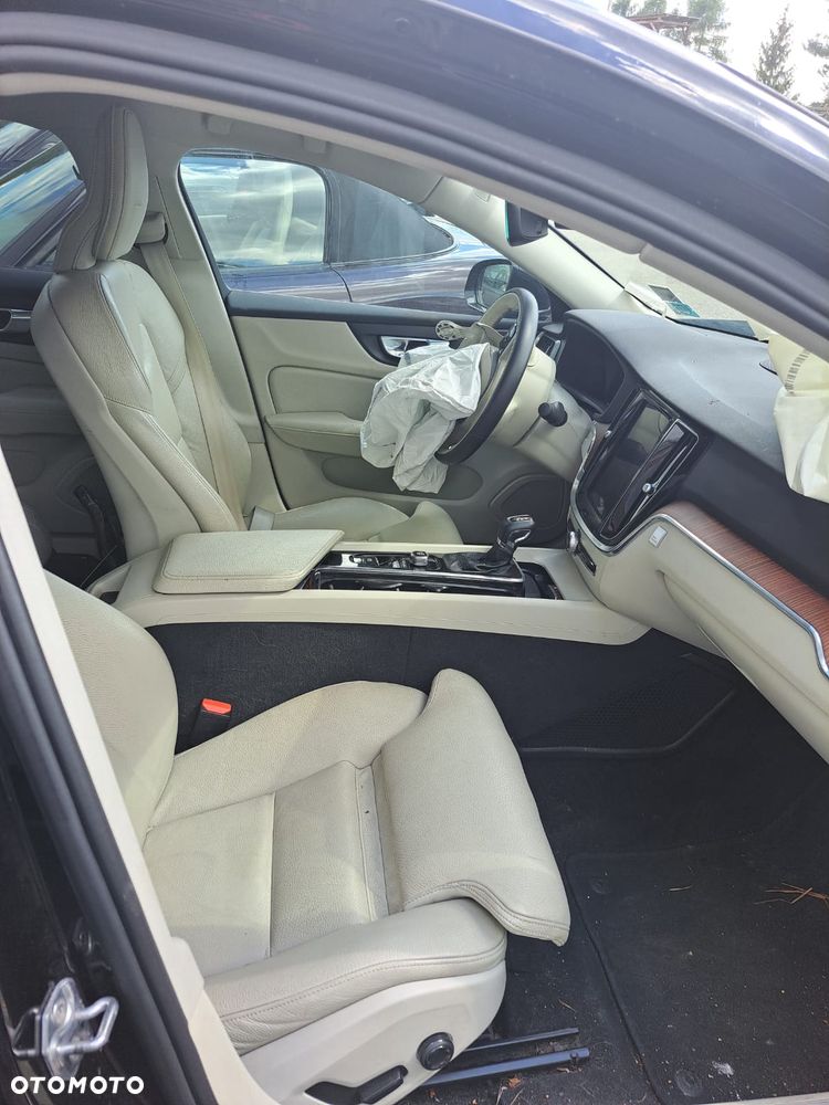 Volvo S60 - 5