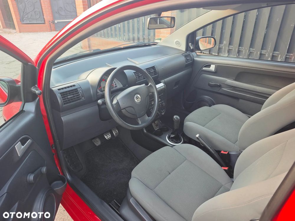 Volkswagen Fox - 13