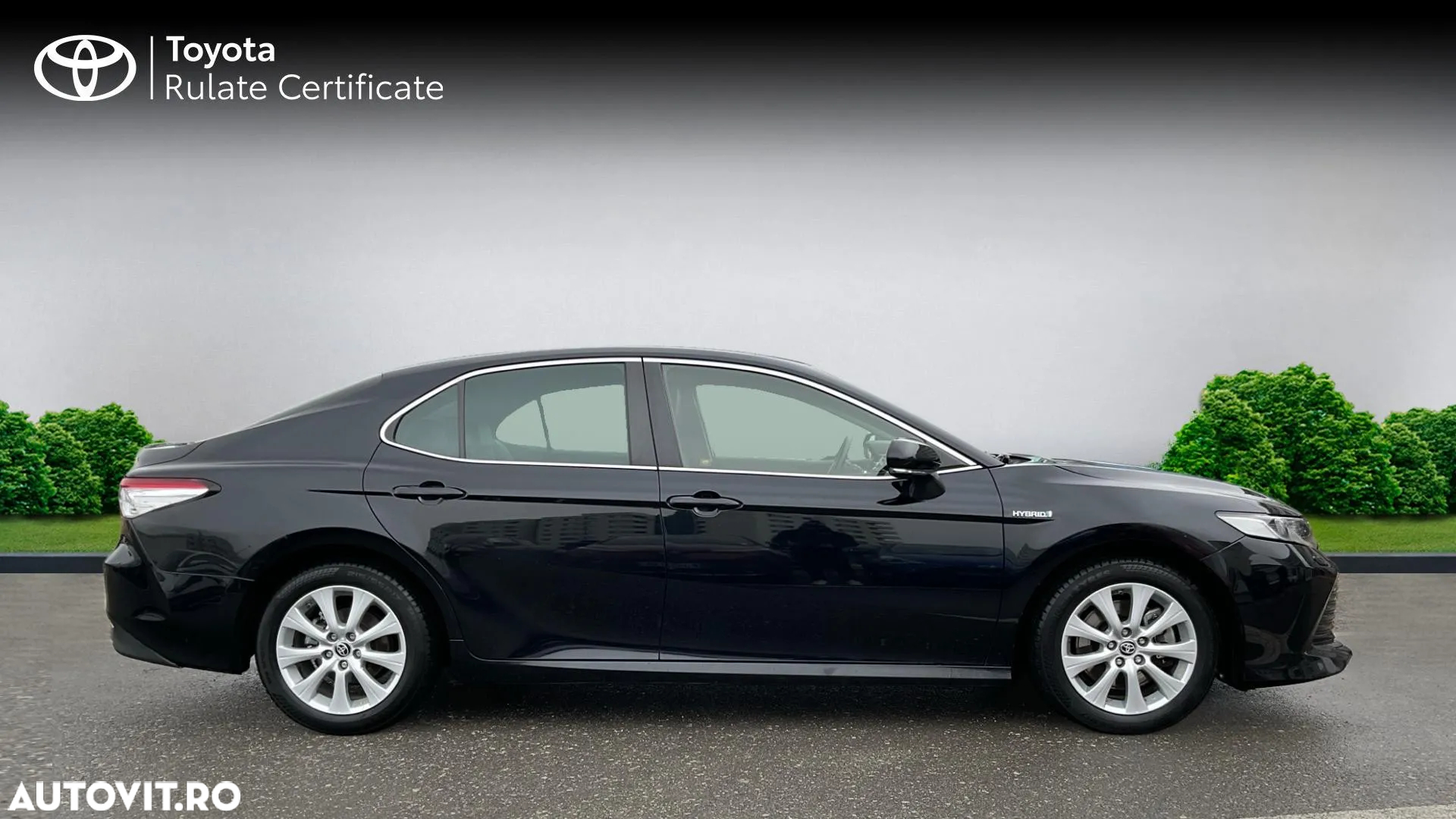 Toyota Camry 2.5 Hybrid Business - 22