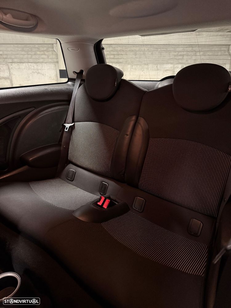 MINI 3 Portas Cooper S - 12