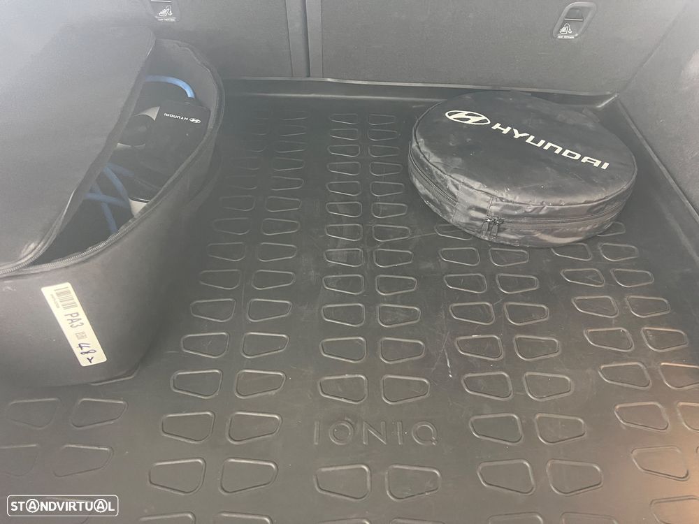 Hyundai Ioniq 1.6 GDI HEV Hybrid Tech - 15