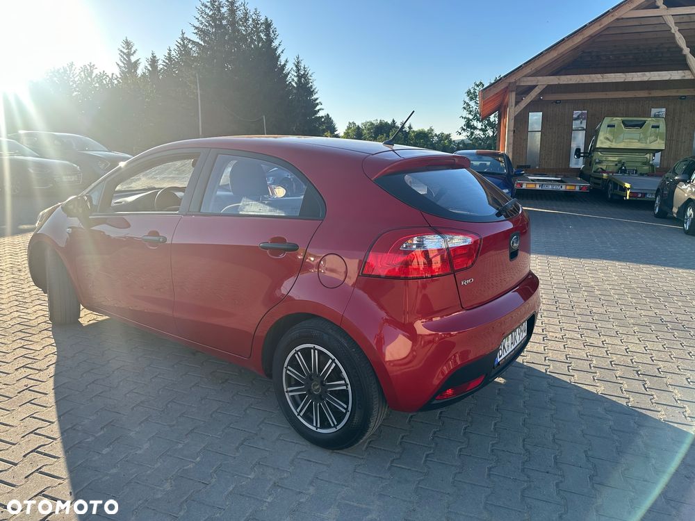 Kia Rio 1.2 Attract - 6