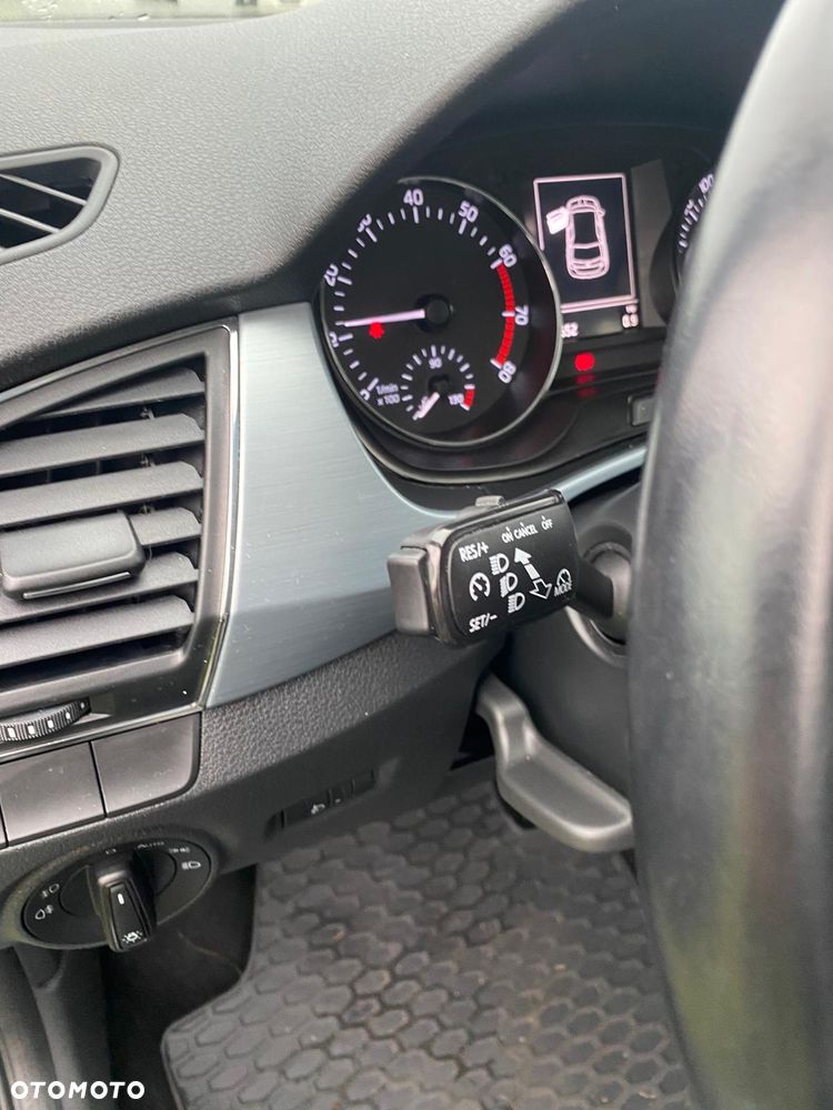 Skoda Fabia 1.0 TSI Soleil - 9