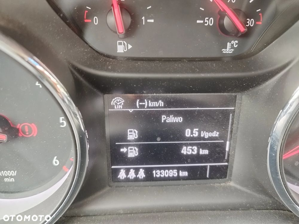 Opel Astra 1.6 D (CDTI) Sports Tourer Business - 18
