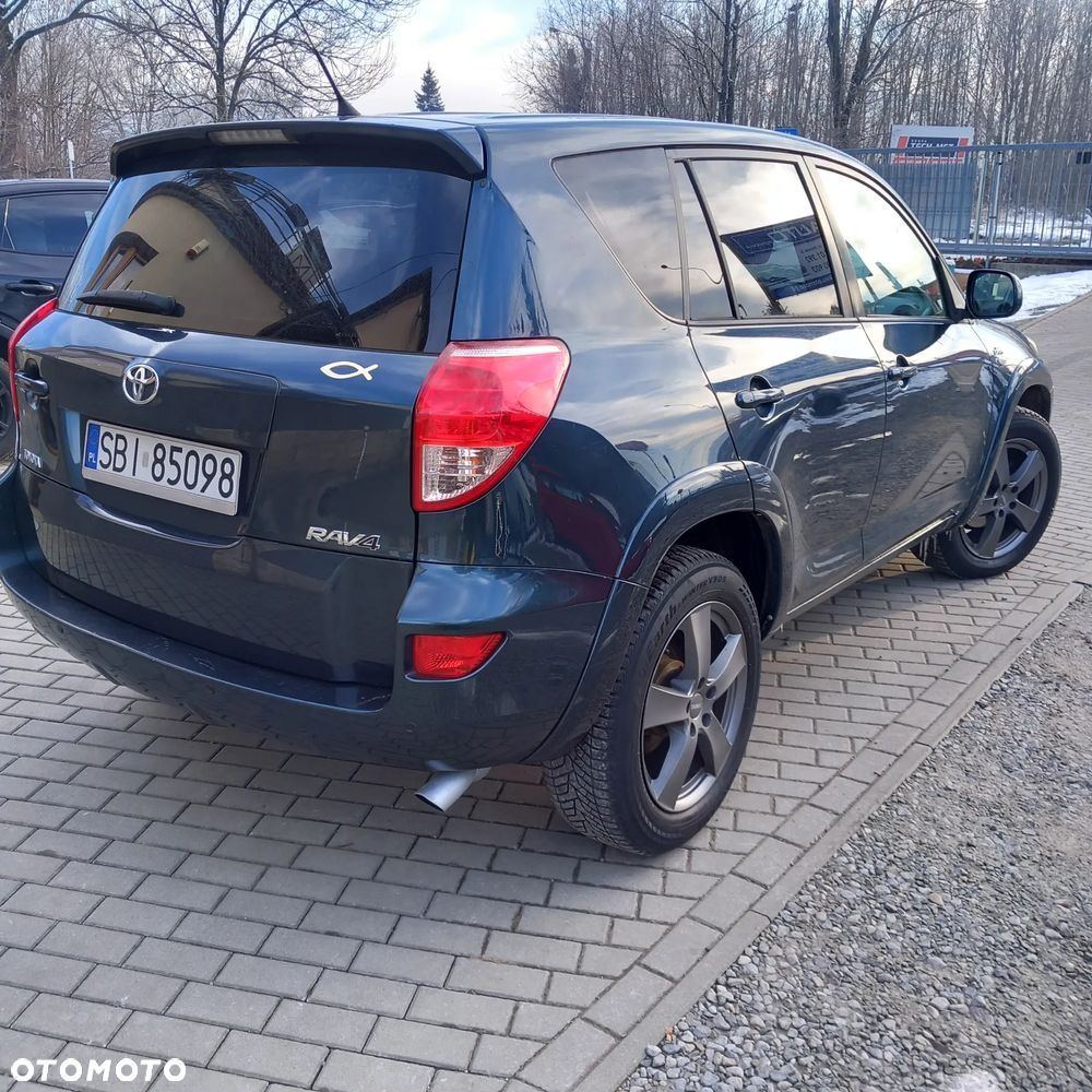 Toyota RAV4 2.2 D-CAT 4x4 Executive - 3
