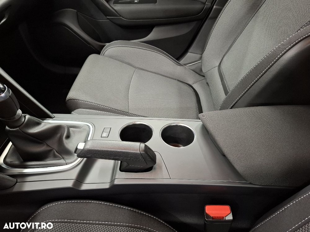 Renault Megane TCE 140 Equilibre - 20