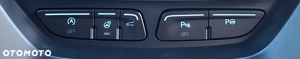 Ford Kuga 2.0 TDCi 2x4 ST-Line - 24