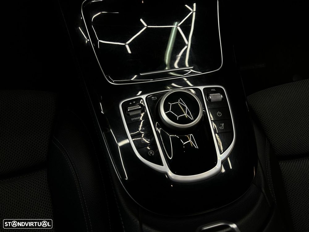 Mercedes-Benz E 220 d Avantgarde - 20