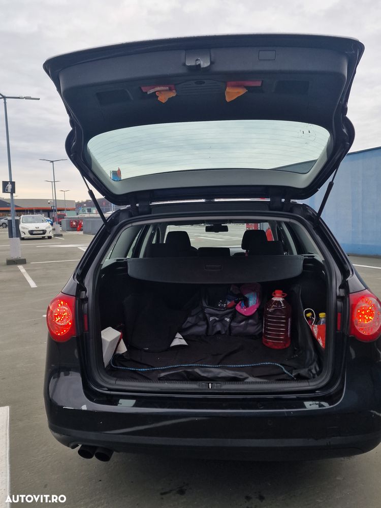 Volkswagen Passat 2.0 TDI Comfortline DPF - 6