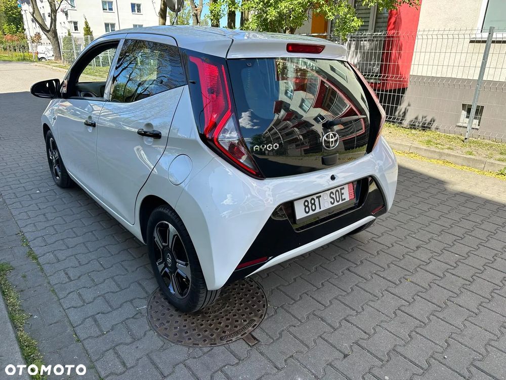 Toyota Aygo x-clusive Style Selection - 5