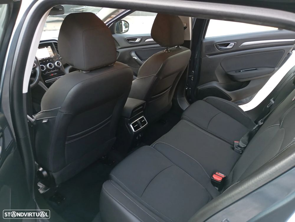 Renault Mégane Sport Tourer 1.6 E-Tech Plug-In Hybrid Techno - 9