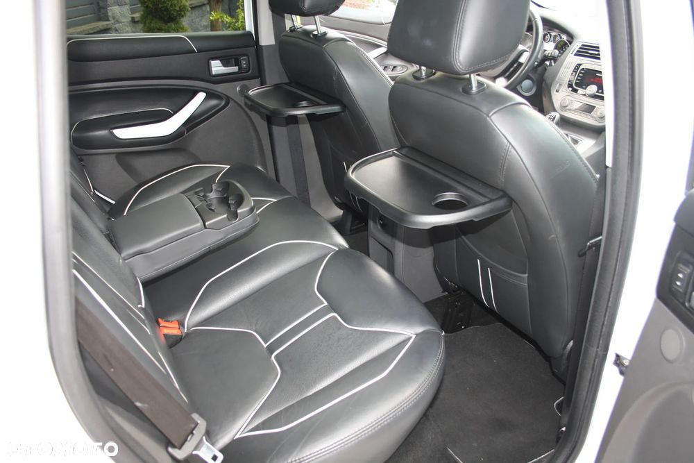 Ford Kuga 2.0 TDCi 4x4 White Magic - 24