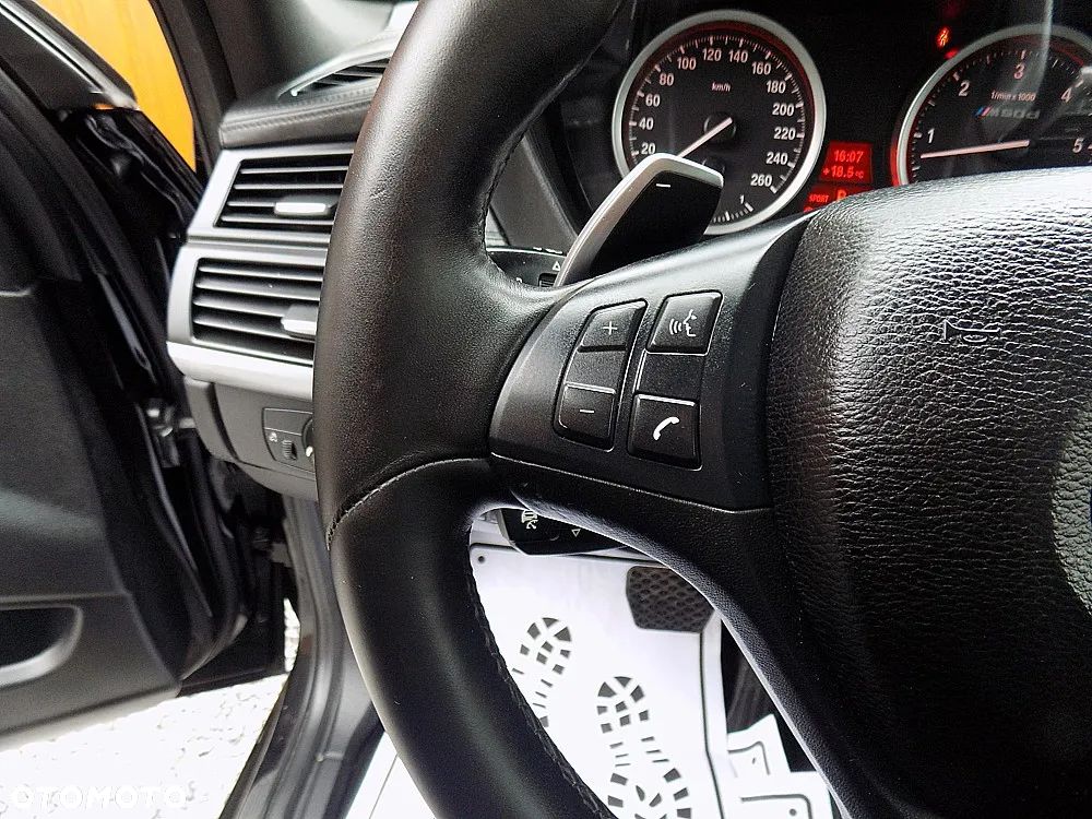 BMW X5 M M50d Sport-Aut - 14