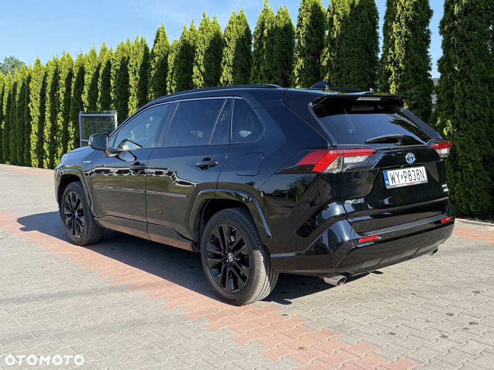 Toyota RAV4 2.5 Hybrid Black Edition by JBL 4x4 - 5