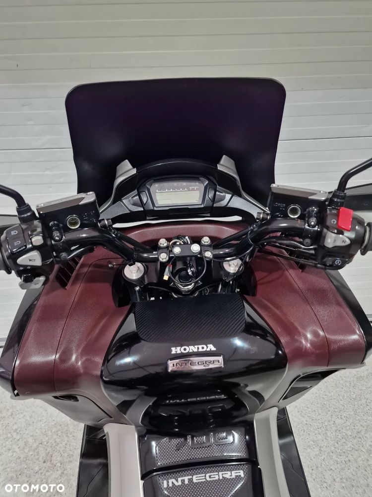 Honda NC - 22