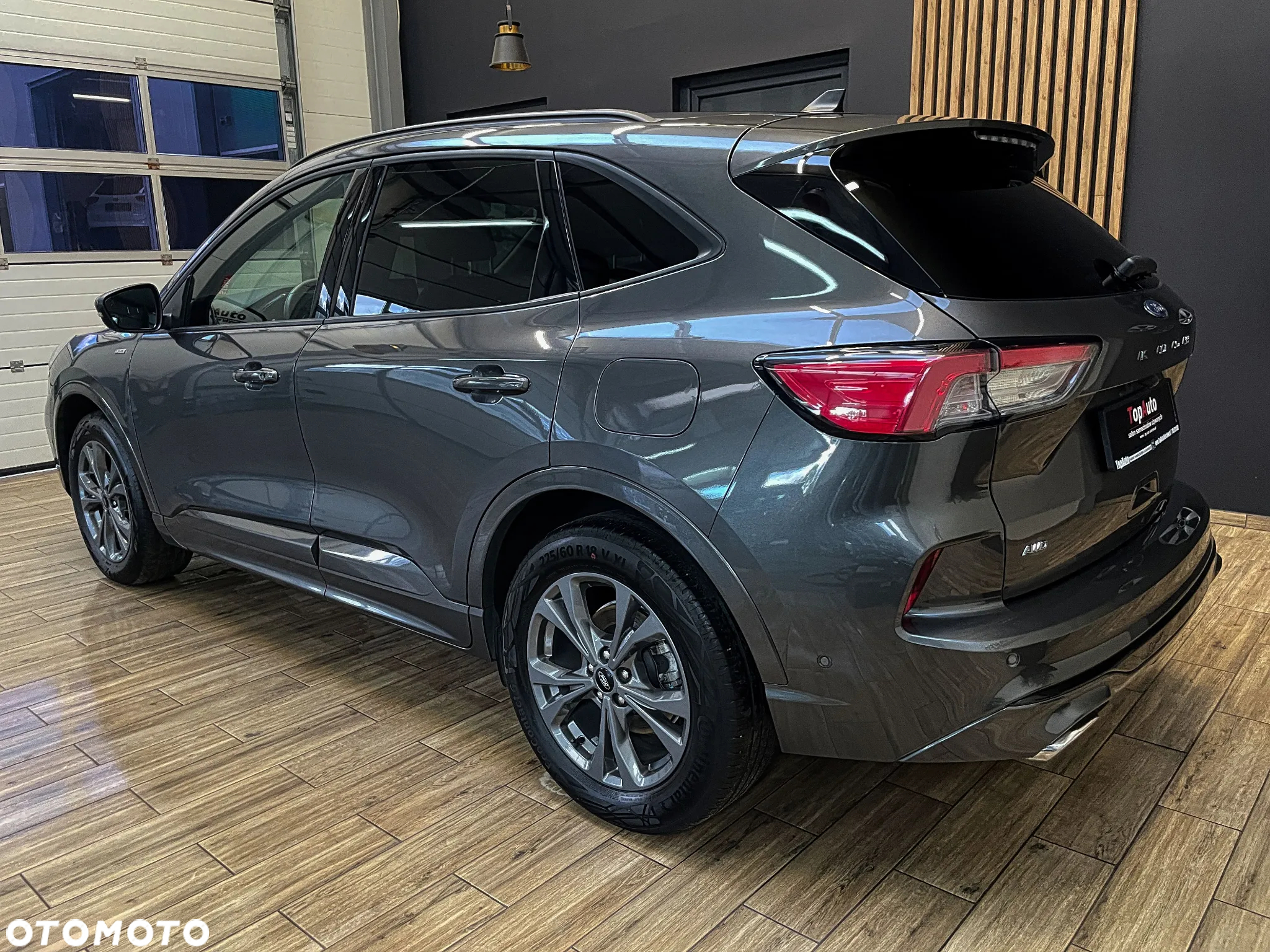 Ford Kuga 2.0 EcoBlue 4x4 ST-LINE X - 11