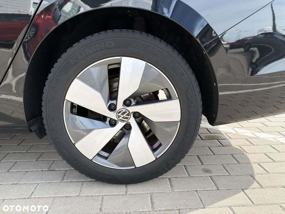 Volkswagen Passat - 17
