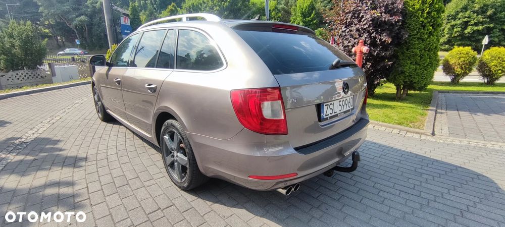Skoda Superb 1.8 TSI Elegance DSG - 4