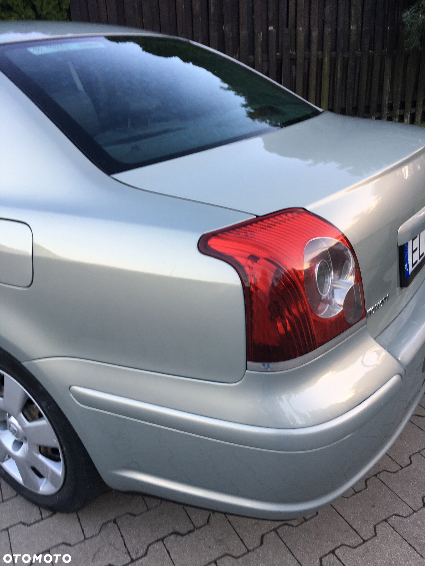 Toyota Avensis 2.0 VVT-i Prestige Premium - 4