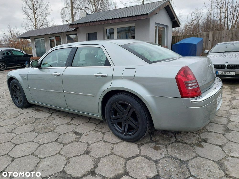 Chrysler 300C - 6