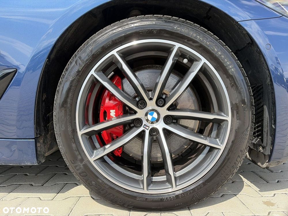 BMW Seria 5 520d xDrive mHEV M Sport sport - 10