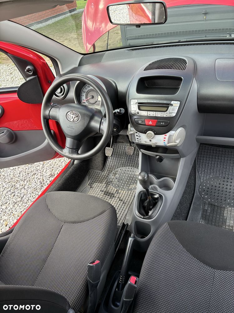 Toyota Aygo - 5