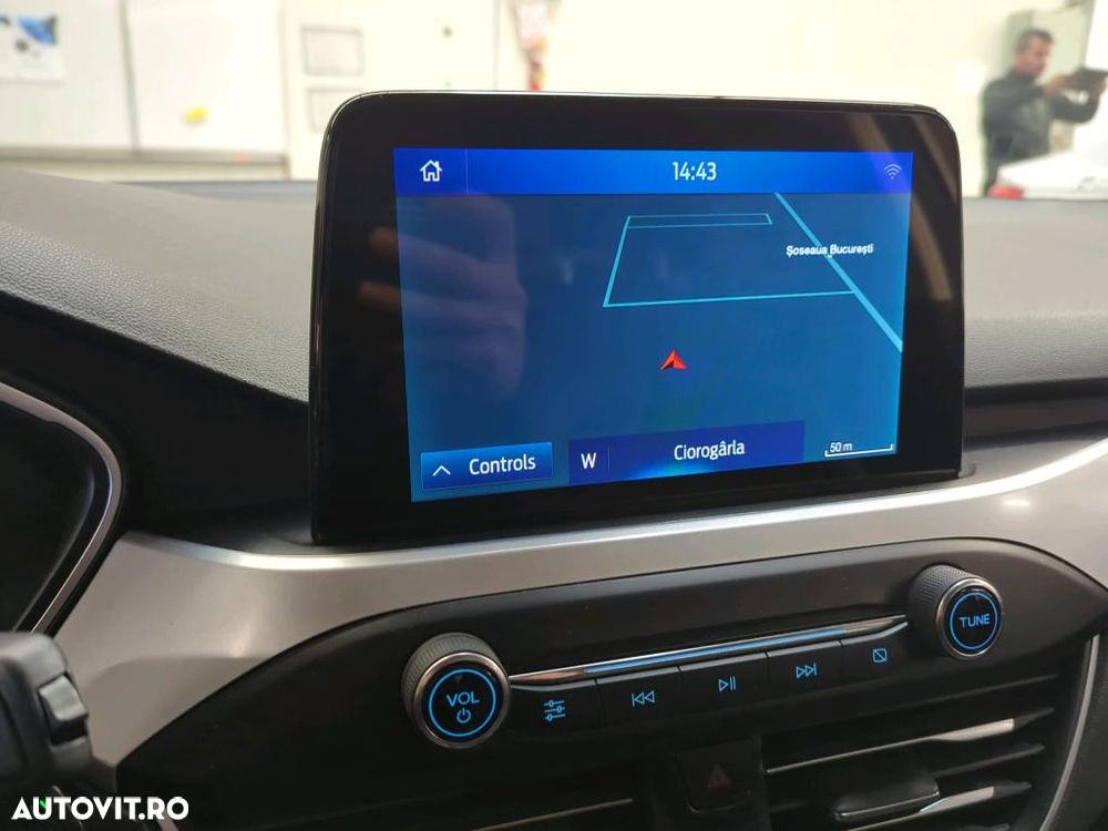 Ford Focus 1.0 EcoBoost Titanium - 7