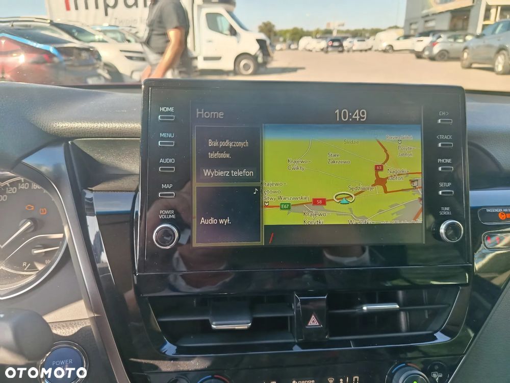 Toyota Camry 2.5 Hybrid Executive CVT - 6