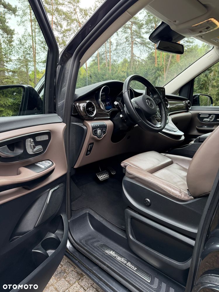 Mercedes-Benz Klasa V 300 d 9G-Tronic Exclusive (d³ugi) - 12