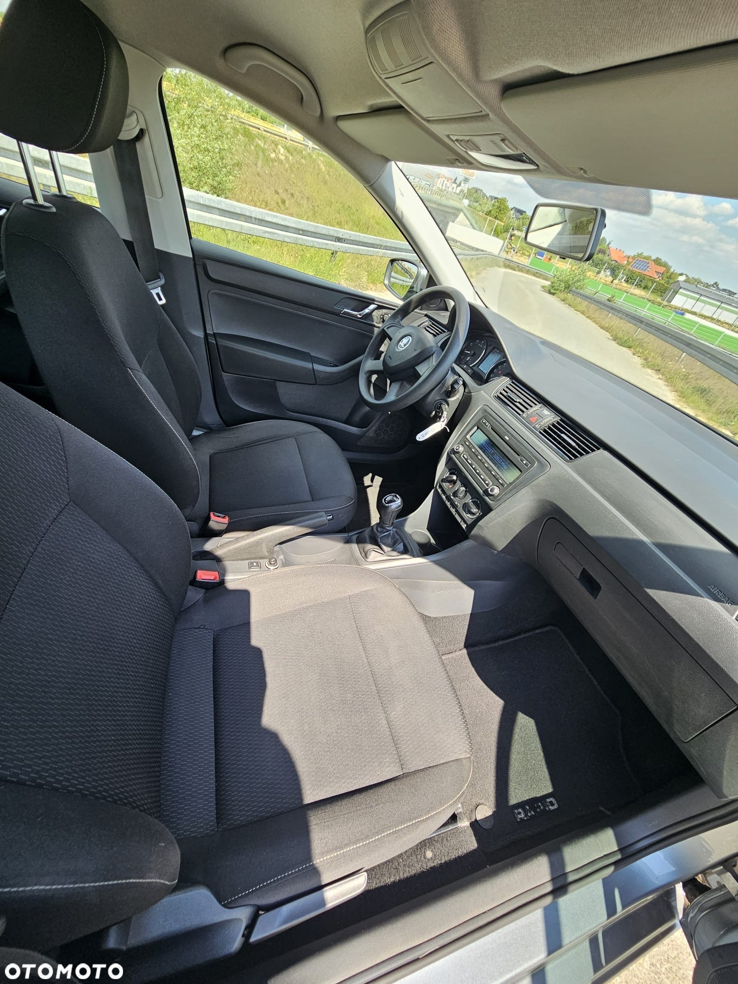 Skoda RAPID 1.2 TSI Active - 9