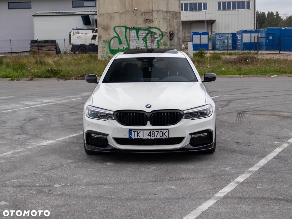 BMW Seria 5 520d xDrive - 4