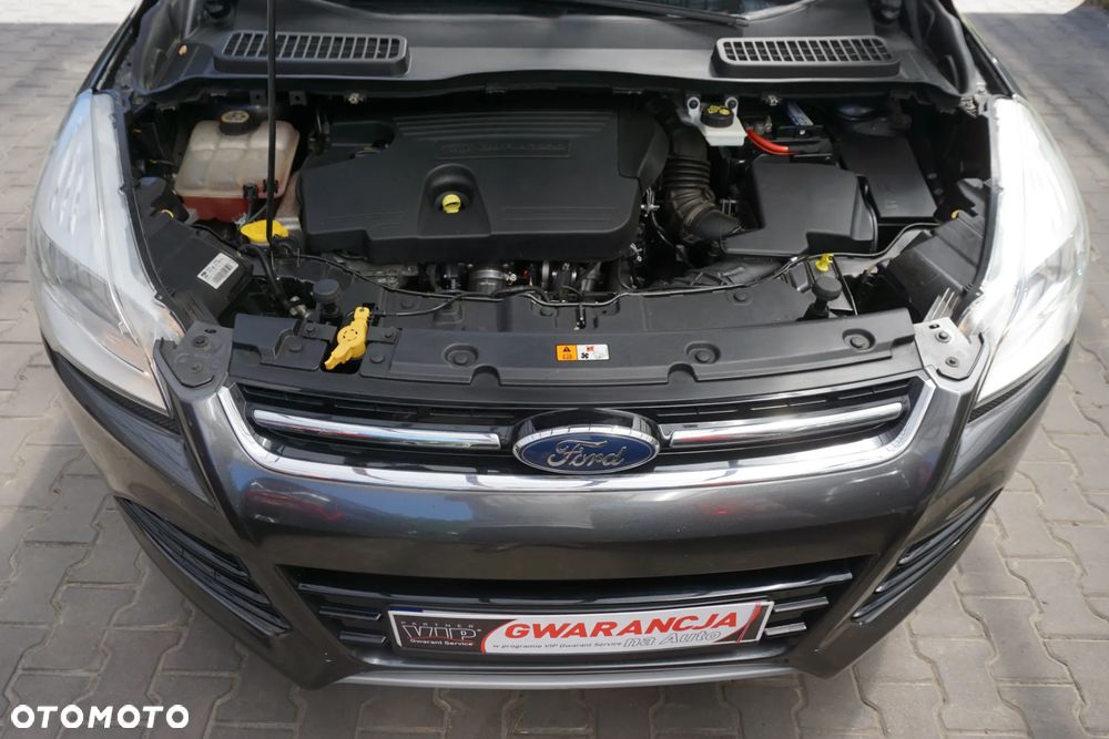 Ford Kuga 2.0 TDCi 2x4 Titanium - 23