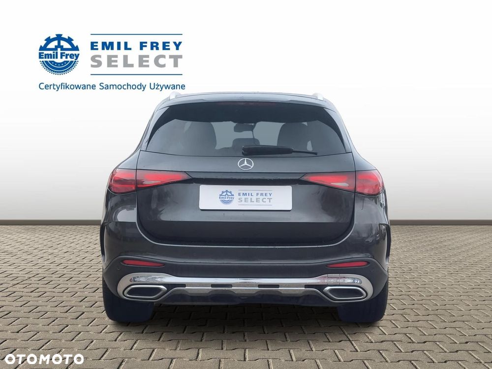 Mercedes-Benz GLC - 4