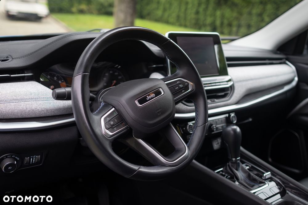 Jeep Compass - 23