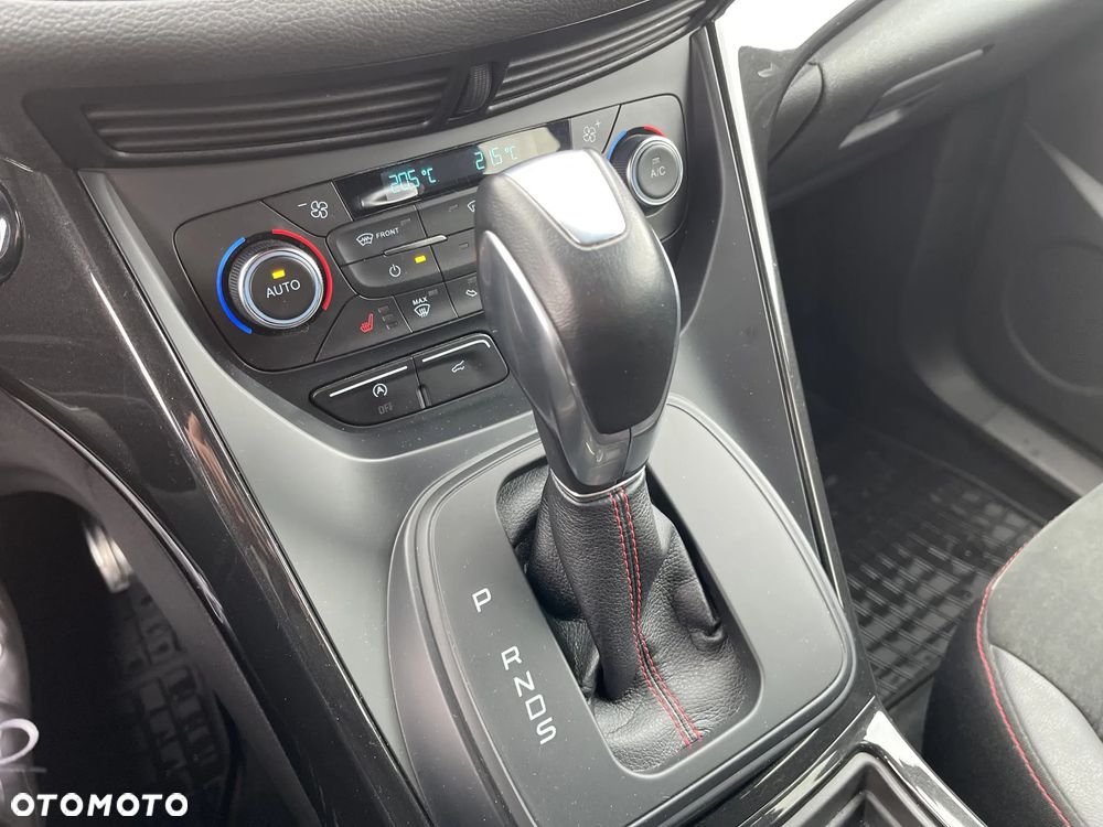 Ford Kuga 2.0 TDCi AWD ST-Line - 15